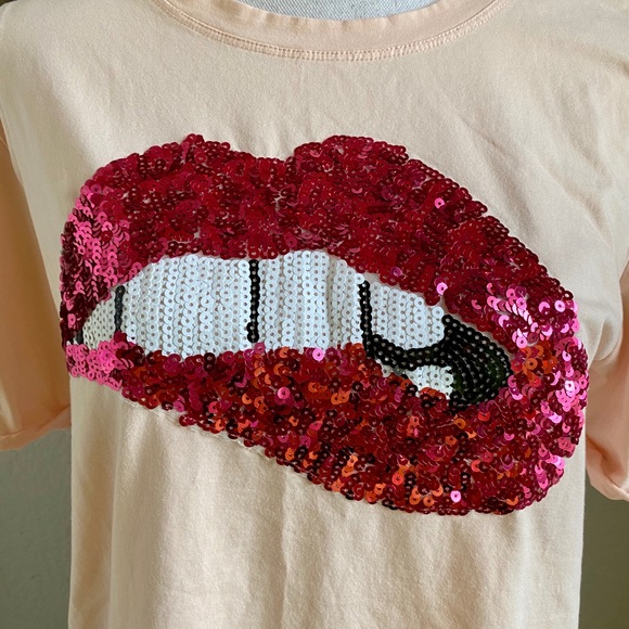 Jeans Industry Graphic T-Shirt Tee Sequin lips - Picture 2 of 4